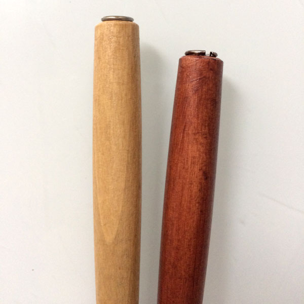 2 PLUMES OFFERTES PENHOLDER+2 NIBS CALLIGRAPHIE PORTE PLUME ROUGE  bois  peint 